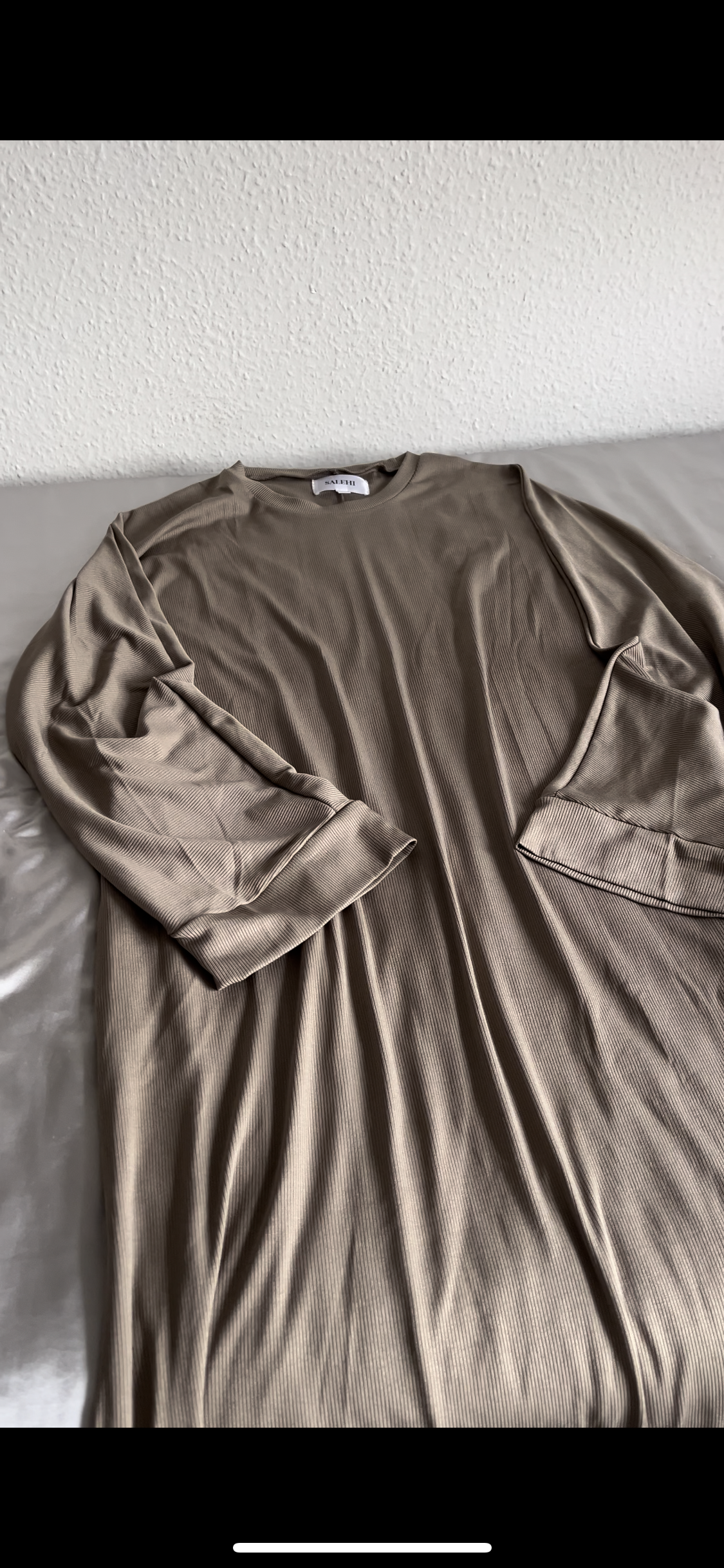 Brown ribbed abaya