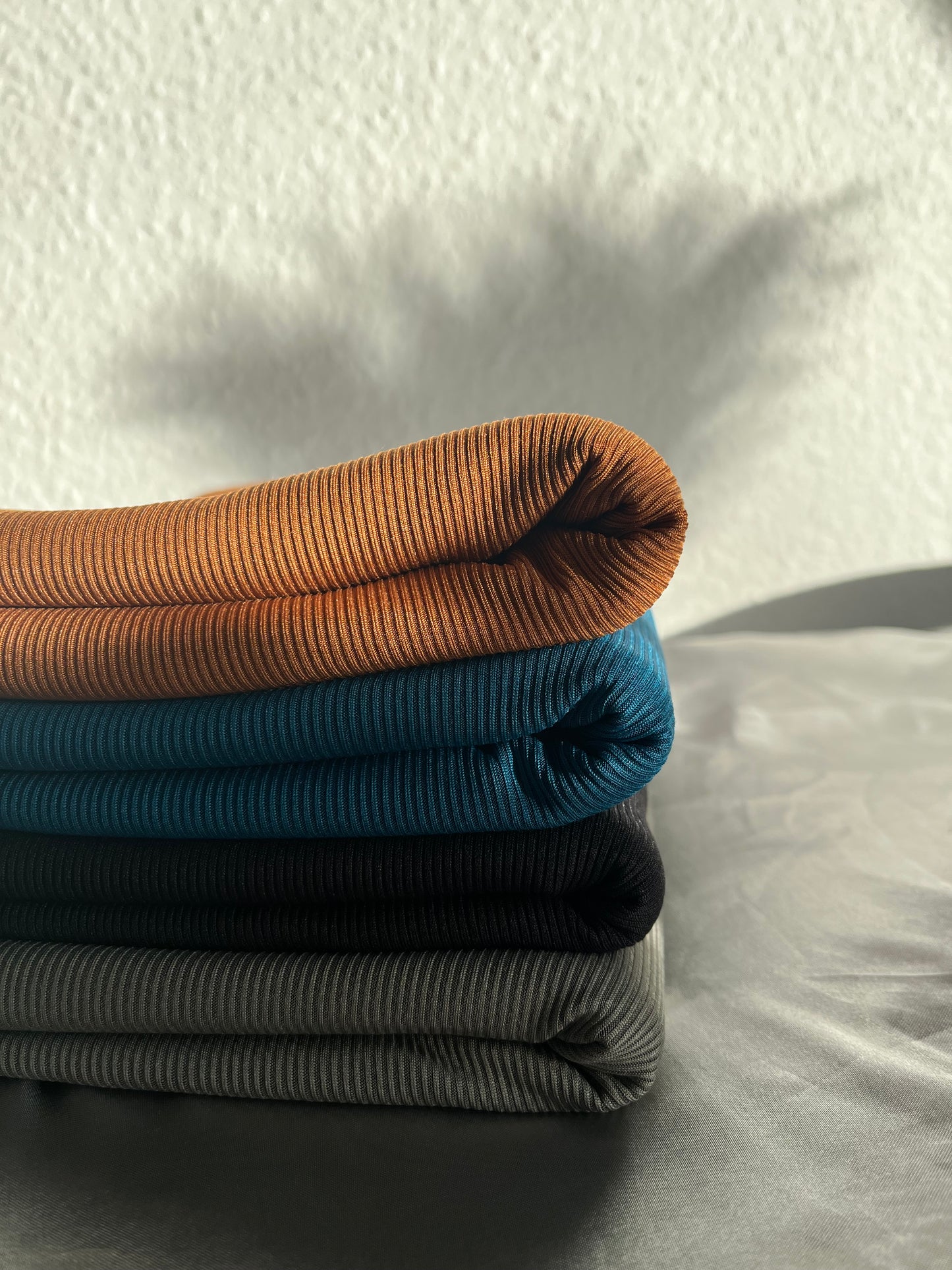 Orange-karamel ribbed hijab