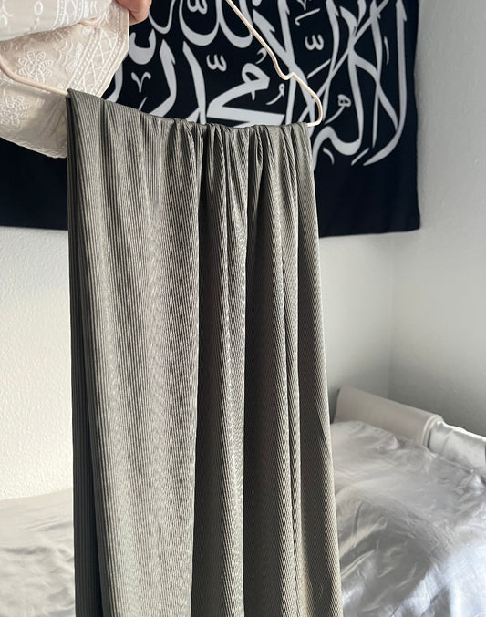 Grey ribbed hijab