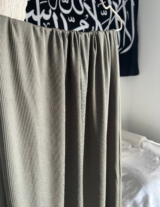 Grey ribbed hijab